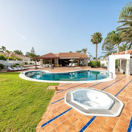 In Maspalomas Near Golf & Chalet